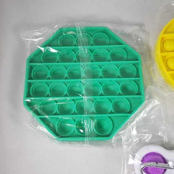 Pop it Toy Fidgit Bundle Push Bubble Sensory Stress Relief 2 + Keychain NIP - Picture 3 of 6